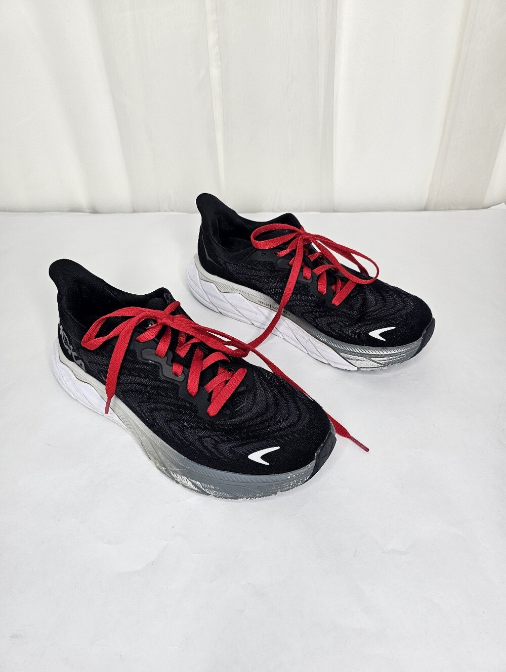 Hoka One One Arahi 6 Running Shoes Black White Gray 7.5